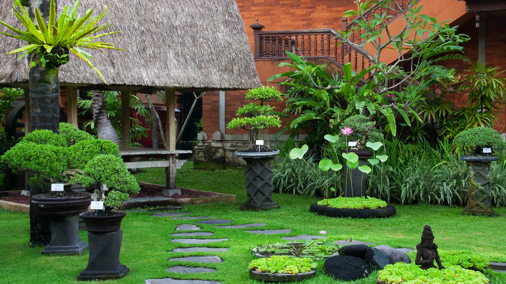 Keraton Jimbaran Resort