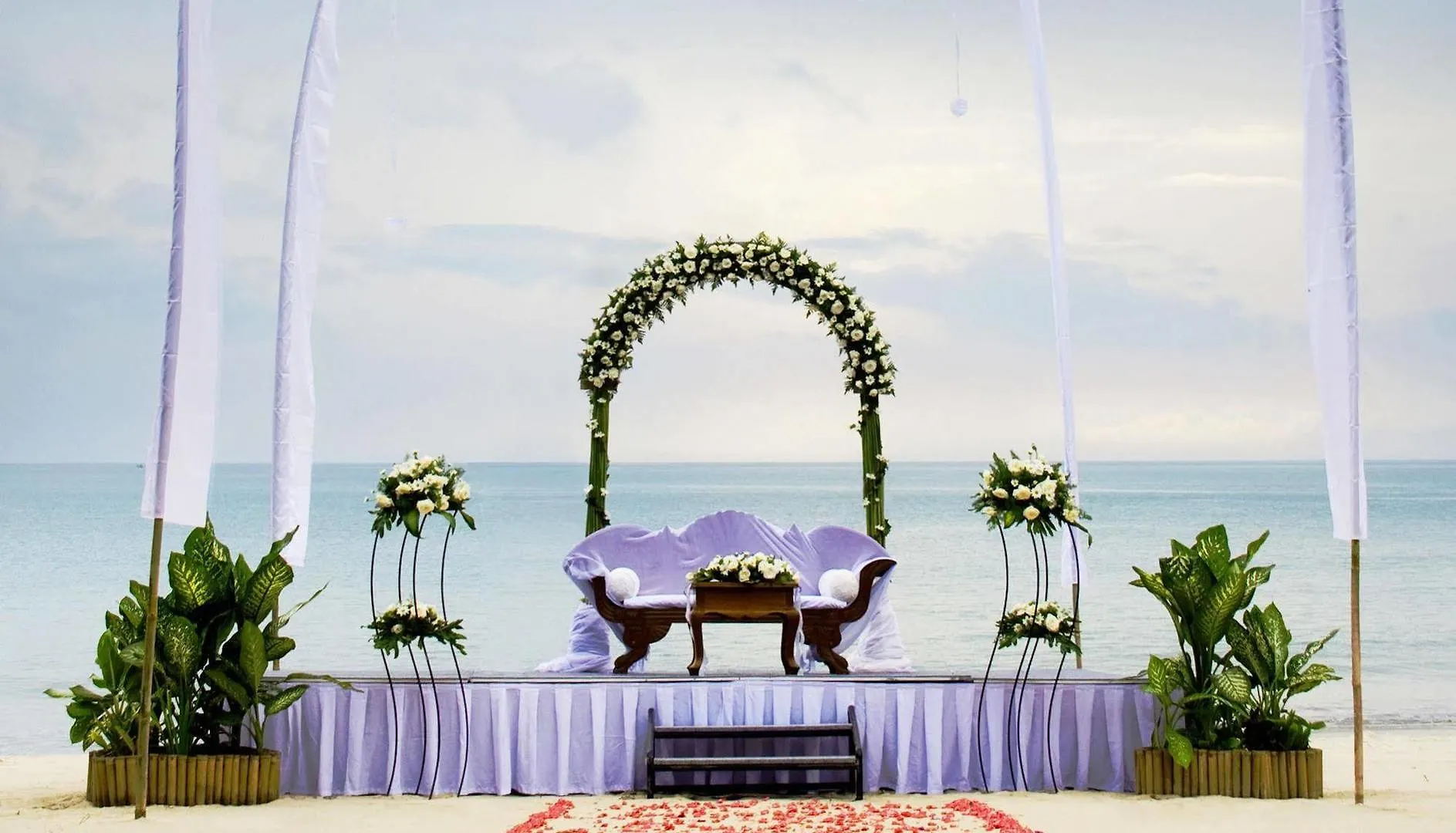 Keraton Jimbaran Resort 4*,  Indonesia